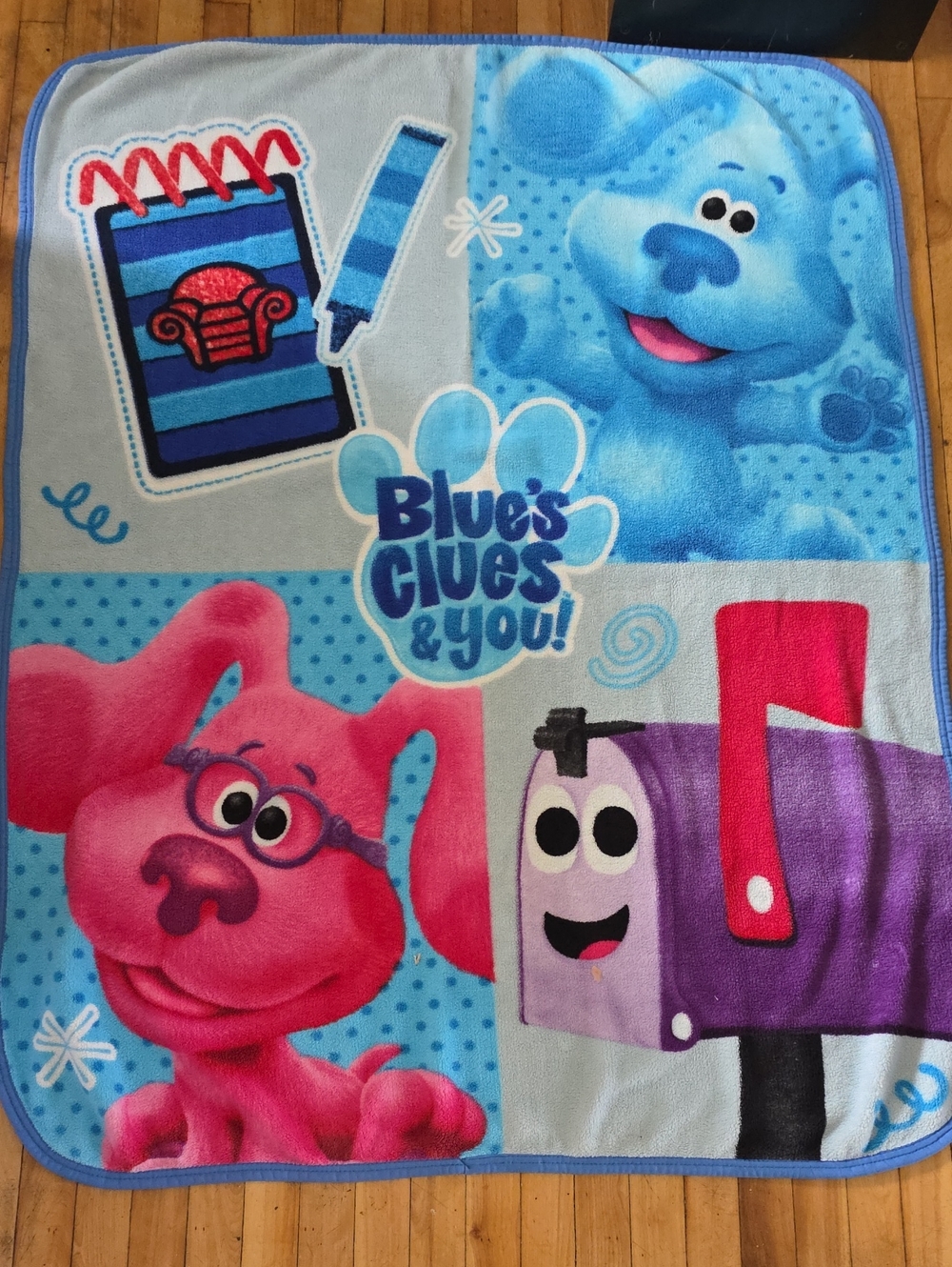 Blues Clues "Blue's Notebook" Throw - Fleece O/S ( EUC)